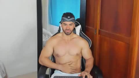 mathews_smith online show from 09-12-25, 11:43