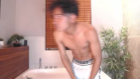 Mathias Makarova online show from 03-09-26, 03:32