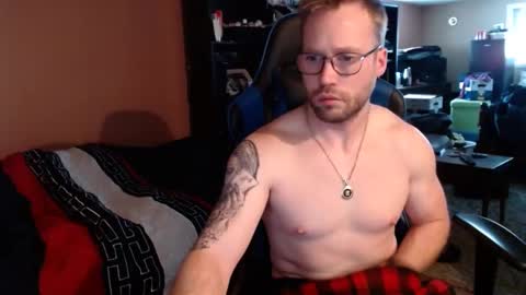 Snapshot of mathieu6606 chatting on 12-31-24, 05:07 Math online show from 12-31-24, 05:07