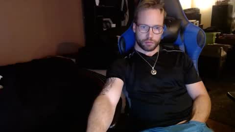 Snapshot of mathieu6606 chatting on 01-14-25, 09:45 Math online show from 01-14-25, 09:45