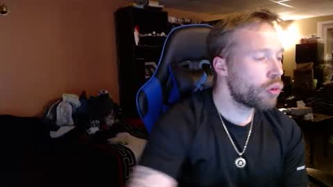 Snapshot of mathieu6606 chatting on 02-05-25, 09:25 Math online show from 02-05-25, 09:25