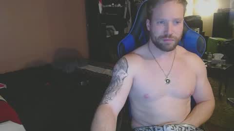 Snapshot of mathieu6606 chatting on 02-24-25, 11:32 Math online show from 02-24-25, 11:32