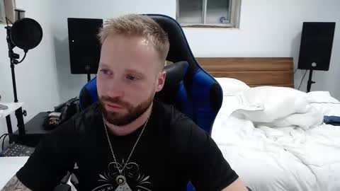 Snapshot of mathieu6606 chatting on 02-06-26, 04:06 Math online show from 02-06-26, 04:06