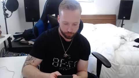 Snapshot of mathieu6606 chatting on 02-09-26, 08:57 Math online show from 02-09-26, 08:57