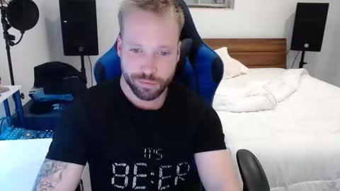 Snapshot of mathieu6606 chatting on 02-19-26, 10:22 Math online show from 02-19-26, 10:22