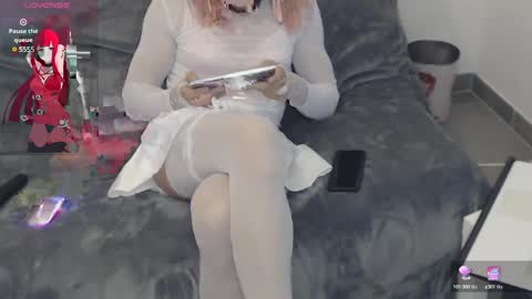 LooLa online show from 01-25-25, 11:23