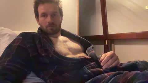 Snapshot of mati_m8 chatting on 10-14-25, 11:05 mati_m8 online show from 10-14-25, 11:05