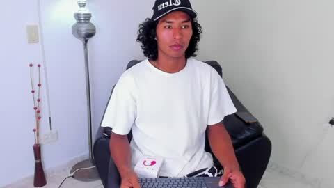 Snapshot of matias__blake chatting on 07-02-26, 12:55 Matias Blake online show from 07-02-26, 12:55