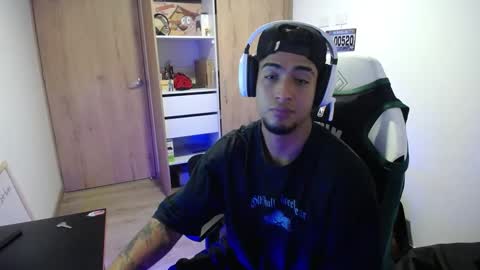 matias online show from 09-25-25, 05:22