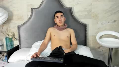 Snapshot of matias_jeong chatting on 12-05-25, 04:47 Matias Jeong online show from 12-05-25, 04:47