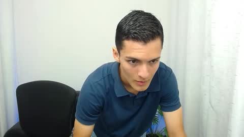 Snapshot of matiius18 chatting on 11-03-25, 01:34 Matias online show from 11-03-25, 01:34