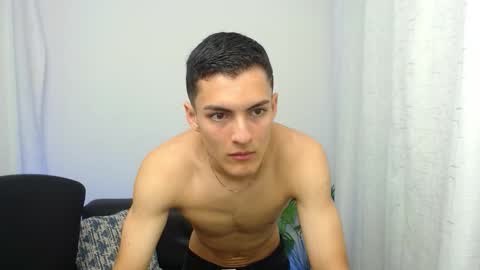 Snapshot of matiius18 chatting on 11-24-25, 02:50 Matias online show from 11-24-25, 02:50