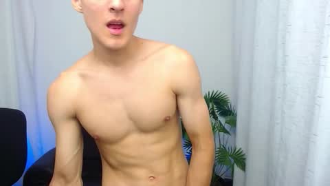 Snapshot of matiius18 chatting on 12-04-25, 02:59 Matias online show from 12-04-25, 02:59