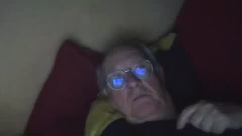 Snapshot of matricule4246 chatting on 12-17-25, 10:49 joyaam79 online show from 12-17-25, 10:49