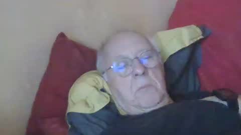 Snapshot of matricule4246 chatting on 12-20-25, 11:39 joyaam79 online show from 12-20-25, 11:39