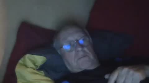 Snapshot of matricule4246 chatting on 12-21-25, 07:54 joyaam79 online show from 12-21-25, 07:54