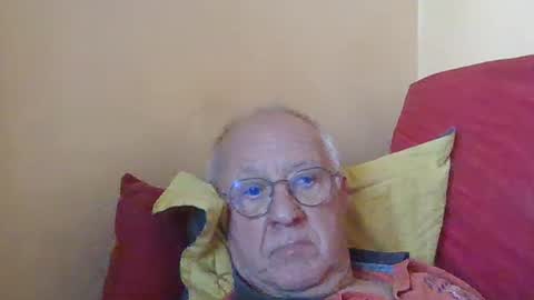 Snapshot of matricule4246 chatting on 03-19-26, 12:20 joyaam79 online show from 03-19-26, 12:20