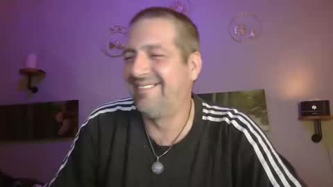 Snapshot of matrike1 chatting on 02-17-25, 06:15 matrike1 online show from 02-17-25, 06:15