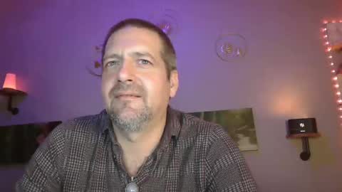 Snapshot of matrike1 chatting on 02-24-25, 06:58 matrike1 online show from 02-24-25, 06:58