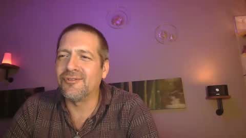 Snapshot of matrike1 chatting on 02-24-25, 10:14 matrike1 online show from 02-24-25, 10:14