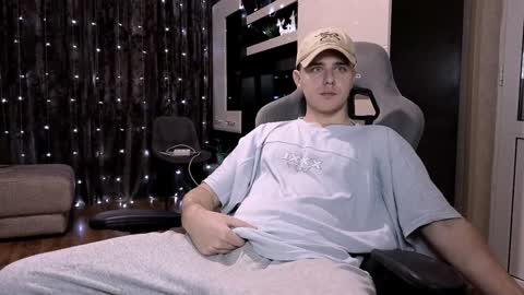 Matt online show from 01-25-25, 04:46