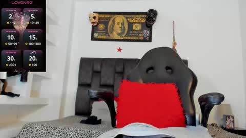 matt rodriguez92 online show from 10-19-25, 09:15