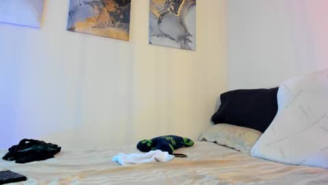 Snapshot of mattbauman94 chatting on 12-18-24, 10:46 ig mattventure94 online show from 12-18-24, 10:46