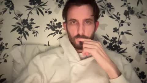 Snapshot of mattcarta chatting on 01-17-25, 01:36 mattcarta online show from 01-17-25, 01:36