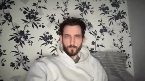 Snapshot of mattcarta chatting on 02-05-25, 10:41 mattcarta online show from 02-05-25, 10:41