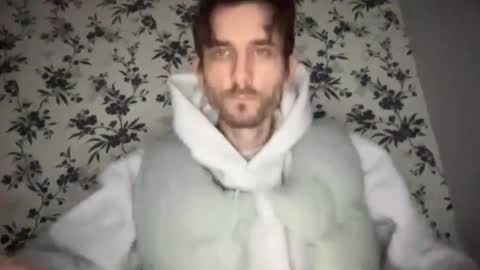 Snapshot of mattcarta chatting on 02-19-25, 11:28 mattcarta online show from 02-19-25, 11:28