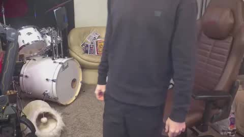 Snapshot of mattcashxxx chatting on 12-02-25, 02:06 Matt Cash online show from 12-02-25, 02:06