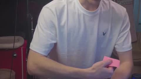 Snapshot of mattcashxxx chatting on 01-18-26, 02:04 Matt Cash online show from 01-18-26, 02:04