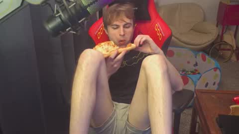 Snapshot of mattcashxxx chatting on 02-24-26, 02:09 Matt Cash online show from 02-24-26, 02:09