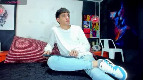 ---Matteo--- online show from 09-19-25, 04:47