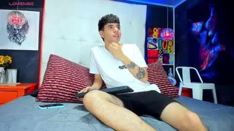 ---Matteo--- online show from 09-21-25, 04:14