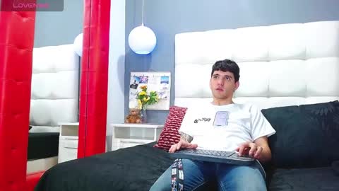 ---Matteo--- online show from 10-30-25, 03:08