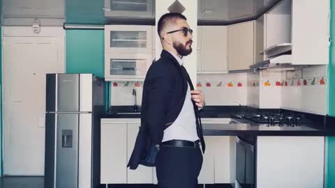 Matteo simpson online show from 09-24-25, 02:04