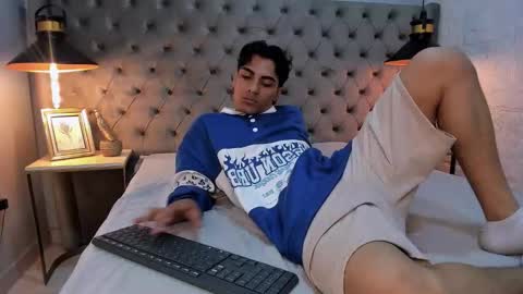 Snapshot of mattfiore chatting on 11-26-25, 12:06 mattfiore online show from 11-26-25, 12:06