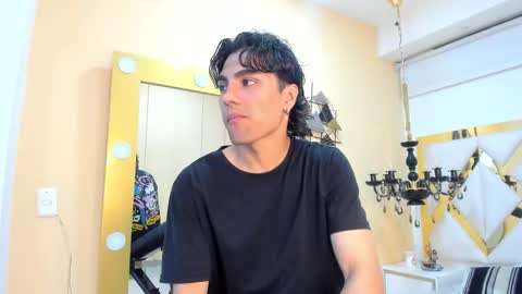 Snapshot of mattfiore chatting on 12-20-25, 07:10 mattfiore online show from 12-20-25, 07:10