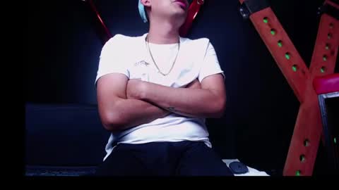 Snapshot of matthewlodge chatting on 10-14-25, 05:03 matthewlodge online show from 10-14-25, 05:03