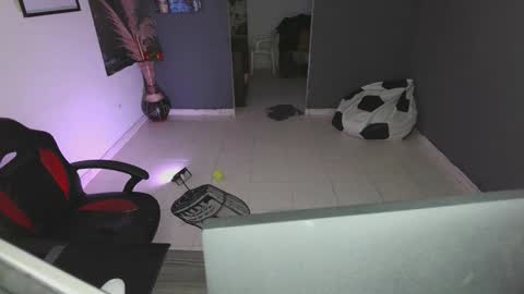 Snapshot of mattias_dantee chatting on 01-30-25, 05:52 mattias online show from 01-30-25, 05:52