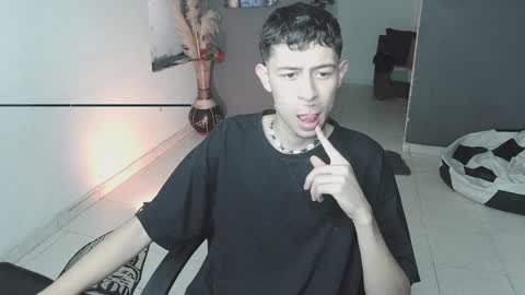 Snapshot of mattias_dantee chatting on 02-02-25, 04:22 mattias online show from 02-02-25, 04:22