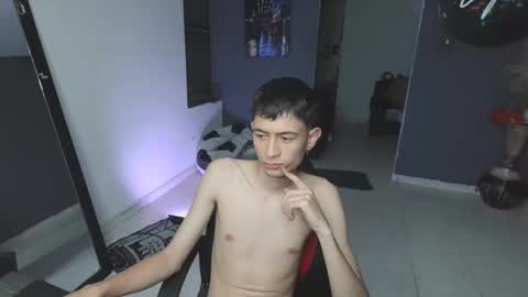 Snapshot of mattias_dantee chatting on 02-10-25, 09:14 mattias online show from 02-10-25, 09:14