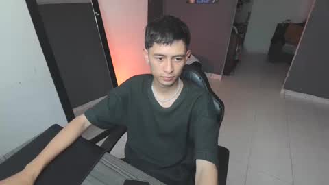 Snapshot of mattias_dantee chatting on 02-14-25, 01:56 mattias online show from 02-14-25, 01:56