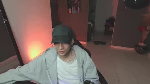 Snapshot of mattias_dantee chatting on 02-17-25, 10:47 mattias online show from 02-17-25, 10:47