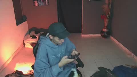 Snapshot of mattias_dantee chatting on 02-21-25, 04:29 mattias online show from 02-21-25, 04:29