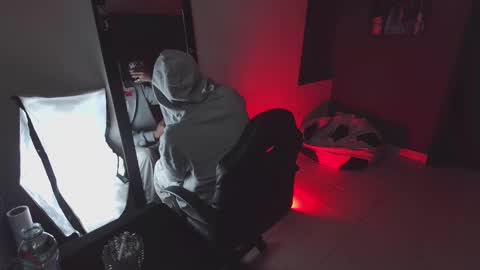 Snapshot of mattias_dantee chatting on 02-23-25, 11:47 mattias online show from 02-23-25, 11:47