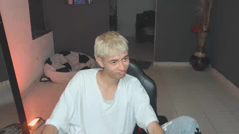 Snapshot of mattias_dantee chatting on 03-10-25, 11:16 mattias online show from 03-10-25, 11:16