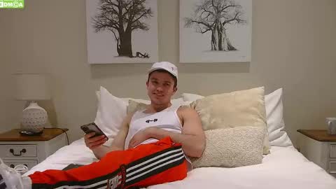 Mattie online show from 05-11-26, 12:44