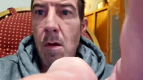 Snapshot of mattsnicecock chatting on 12-06-24, 05:44 mattsnicecock online show from 12-06-24, 05:44